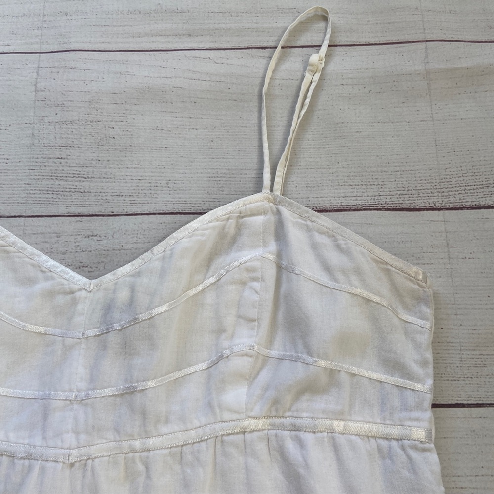 G by GUESS Sweetheart Neck Babydoll Top - Picture 6 of 12